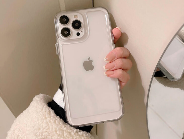 Акриловый прозрачный чехол для iPhone. Ребята, не покупайте себе всякую чепуху, возьмите простой, но качественный чехол. Акриловый прозрачный чехол для iPhone. Ребята, не покупайте себе всякую чепуху, возьмите простой, но качественный чехол. Фото.