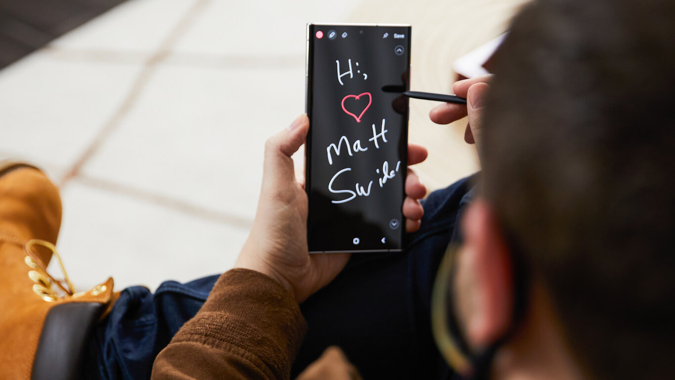 Сплю и вижу, как рисую на своем iPhone с помощью Apple Pencil. Фото.