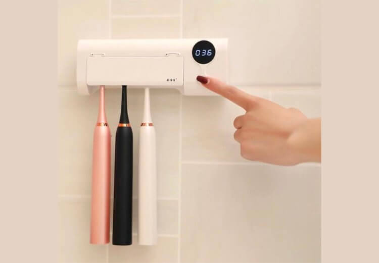 Стерилизатор для щеток Xiaomi. Стерилизатор — маст хэв гаджет для ванной комнаты. Стерилизатор для щеток Xiaomi. Стерилизатор — маст хэв гаджет для ванной комнаты. Фото.