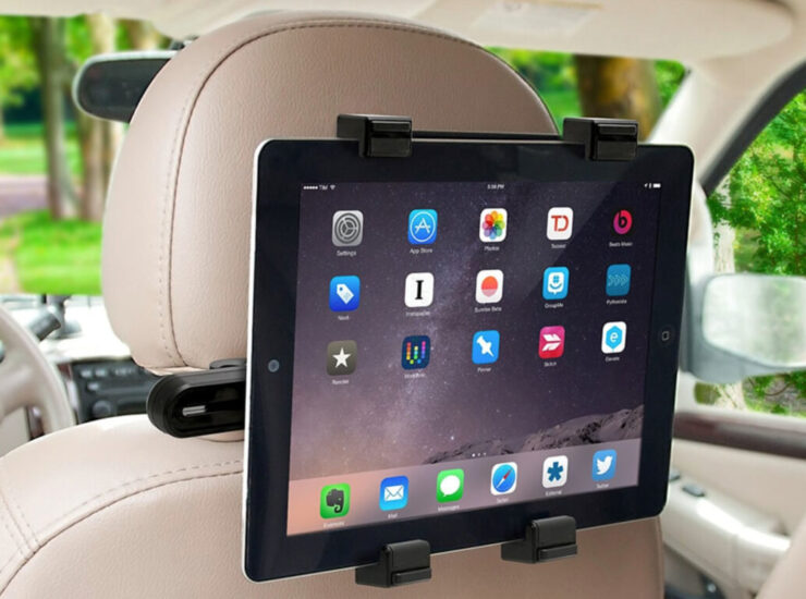 Держатель для планшета в машину на подголовник. Крутой держатель от крутого бренда. Держатель для планшета в машину на подголовник. Крутой держатель от крутого бренда. Фото.