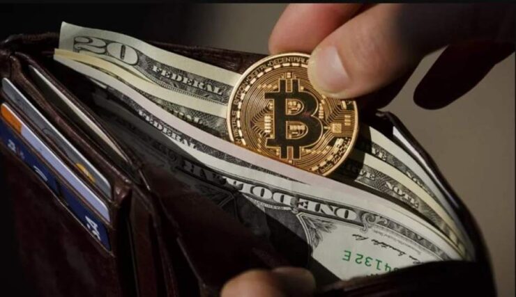 Apple Pay и криптовалюта. Платежи в биткоинах сложнее регулировать, а Apple явно это и нужно. Фото.