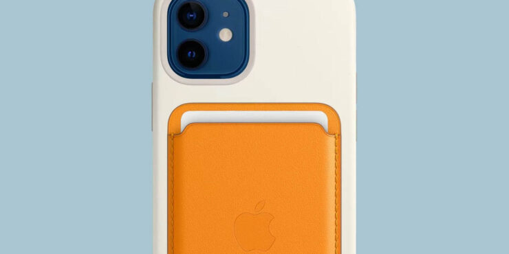 Отличный кардхолдер на магнитах. Ничуть не хуже оригинала. Фото.