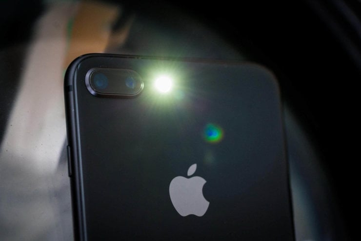Как включить вспышку при звонках и уведомлениях на iPhone | GSTORE - Новости
