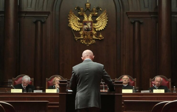 Арест всех счетов компании — явление довольно редкое, но не исключительное. Фото.