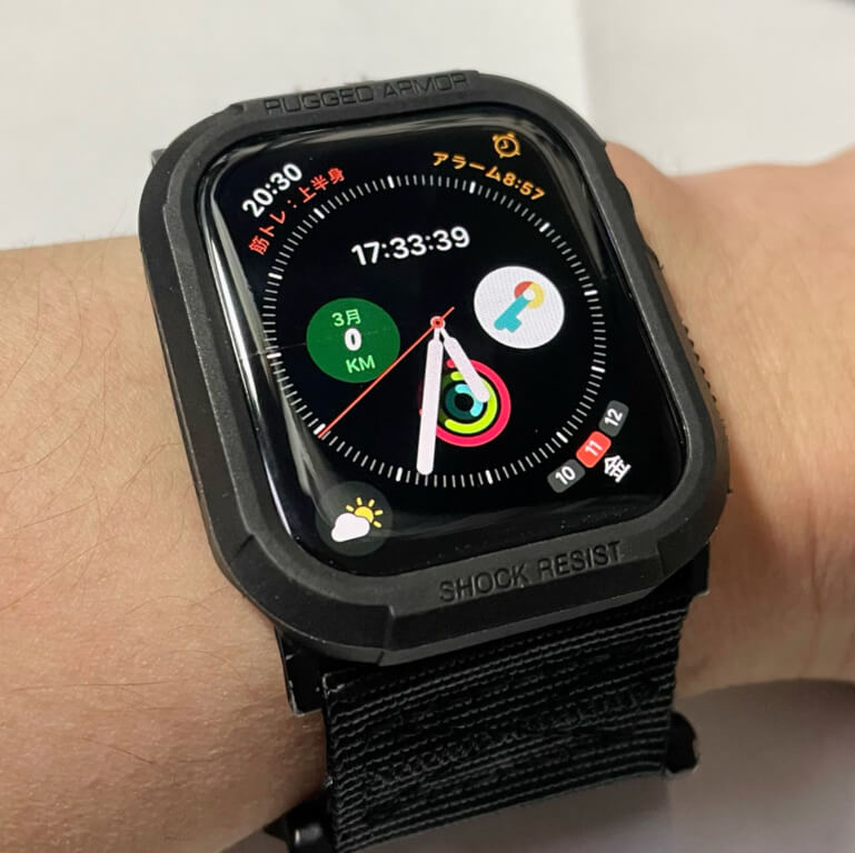 Отличный чехол, который подойдет для спортсменов и любителей активного отдыха. Фото.