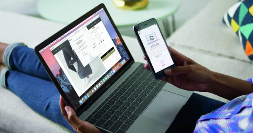 Handoff позволяет копировать текст на одном устройстве и вставлять его на другом. Фото.