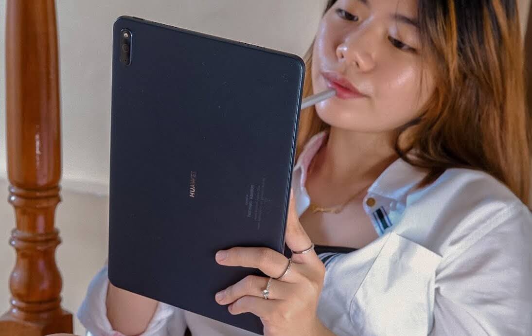 MatePad 10.4 имеет большой экран, достойные характеристики и стоит сущие копейки. Фото.