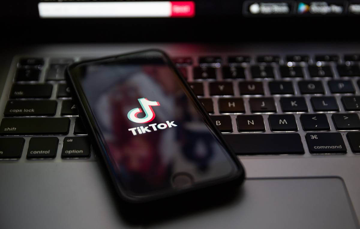 Что делать, если TikTok навсегда удалят из App Store в России. Фото.