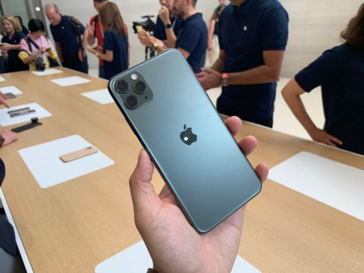 4 причины, почему iPhone лучше Android даже в условиях санкций. Его стоит купить. Фото.