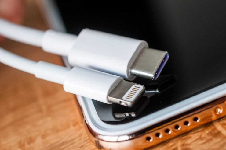 Apple пора отказаться от Lightning. Сейчас для этого самое время. Фото.