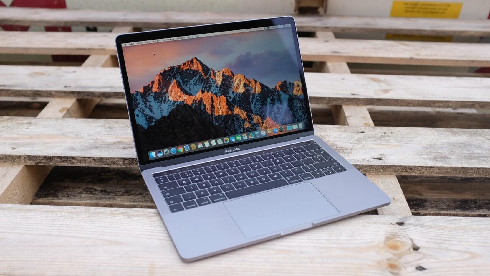 We tell How to keep your MacBook cool even in the heat