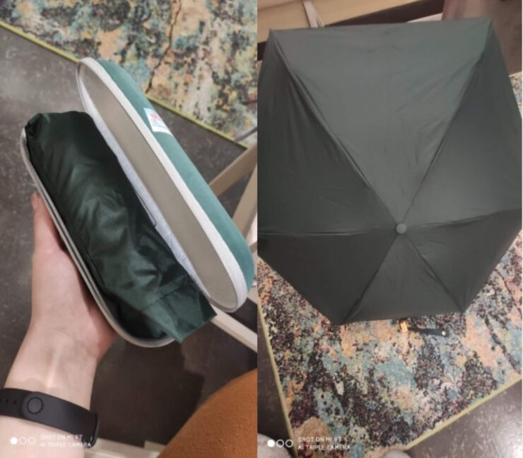 Маленький зонт в виде капсулы. Этим летом без зонта просто не обойтись. Фото.