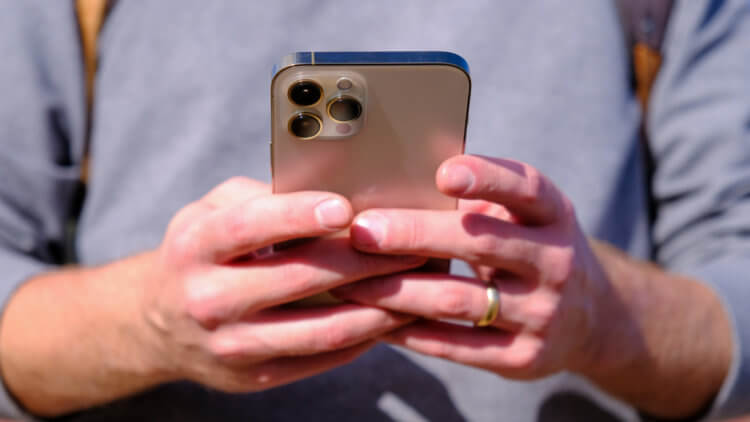 Трейд-ин на iPhone: сравнение популярных программ в России. Фото.