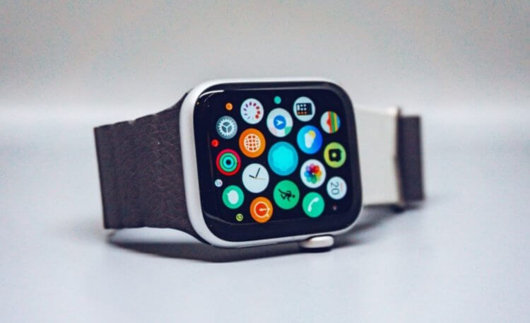 3 причины, почему не меняется дизайн Apple Watch. Фото.