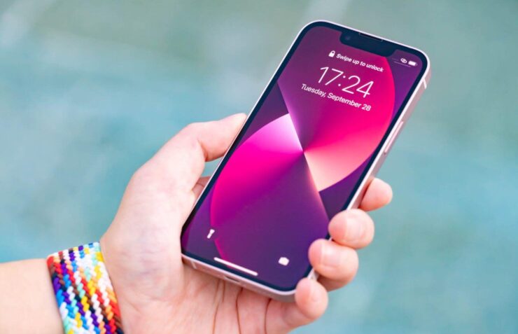 Новых функций в составе iOS 15.6 совсем нет. Фото.