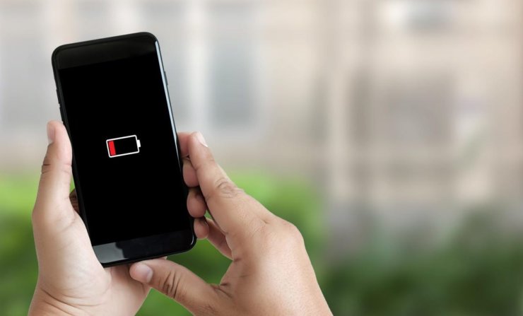 Осторожно! iPhone на iOS 15.6 разряжаются быстрее, чем раньше