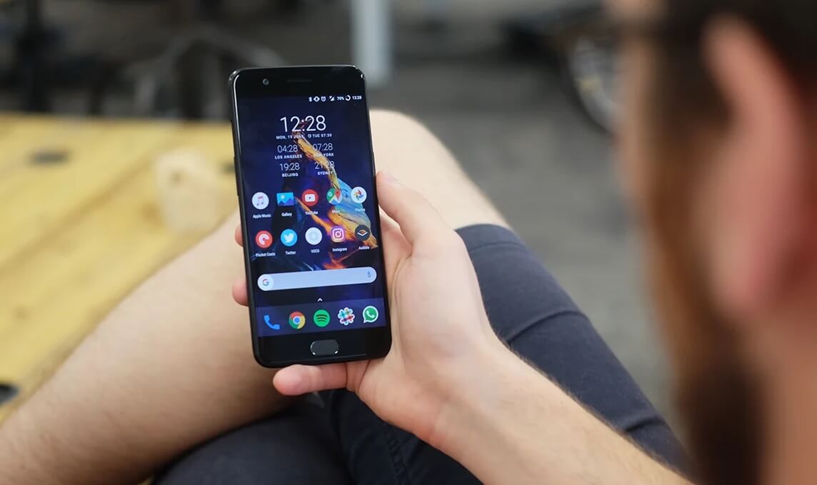 OnePlus 5 меньше чем за 10к — это хороший выбор. Фото.