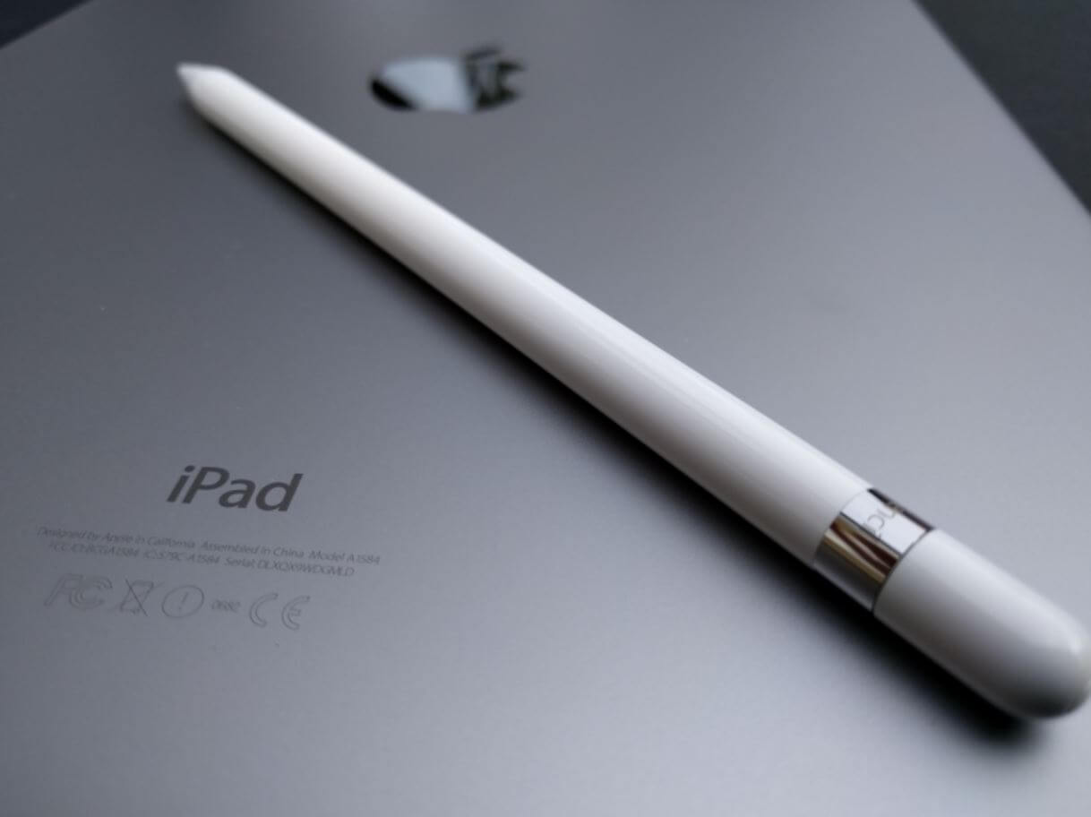 Что делать, если не работает Apple Pencil. Не подключается Apple Pencil к iPad? Есть способ решить это. Фото.