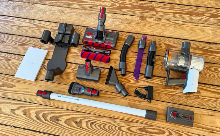 Redroad V17 — стоит ли покупать. Комплект поставки у Redroad V17 поистине богатый. Фото.