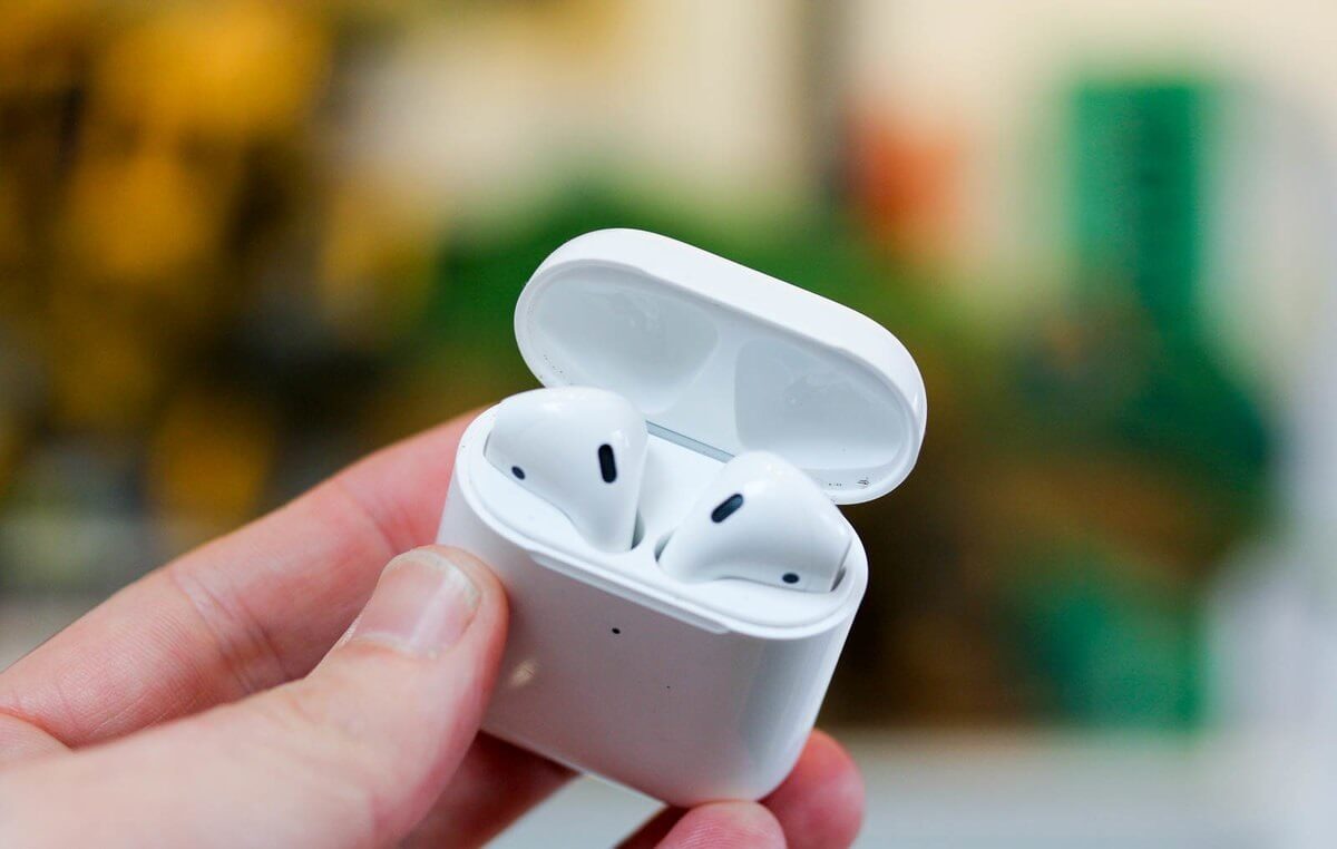 AirPods произвели фурор, когда появились на рынке. Фото.