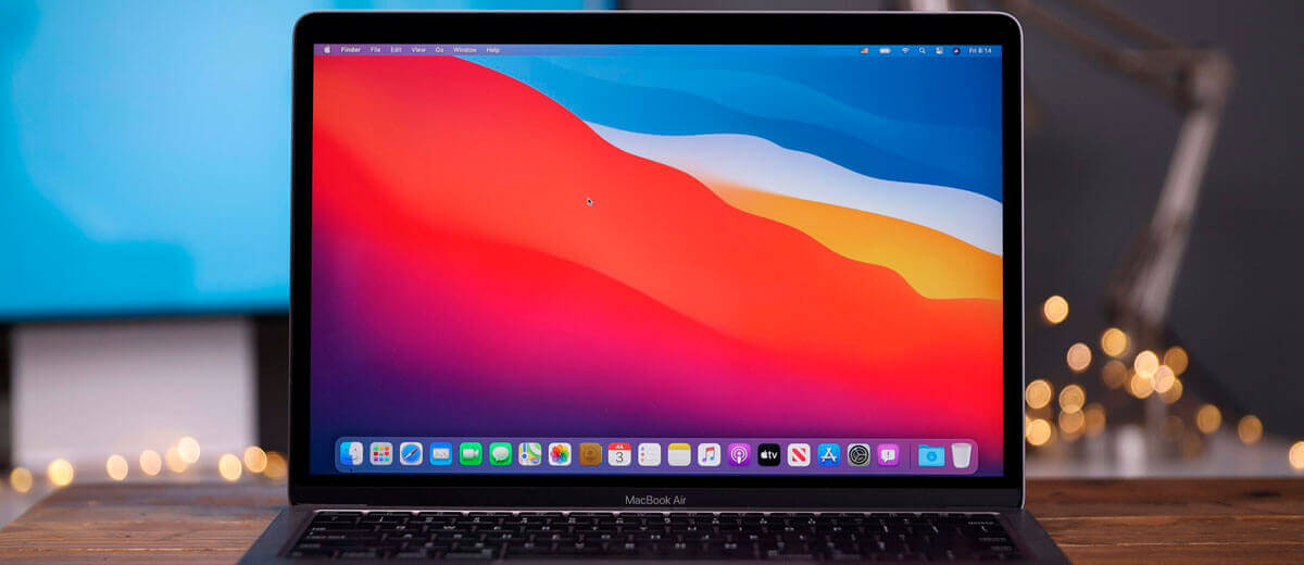 Если вам важно регулярно освежать внешний вид компьютера, то постоянная смена обоев — отличный вариант. Фото.