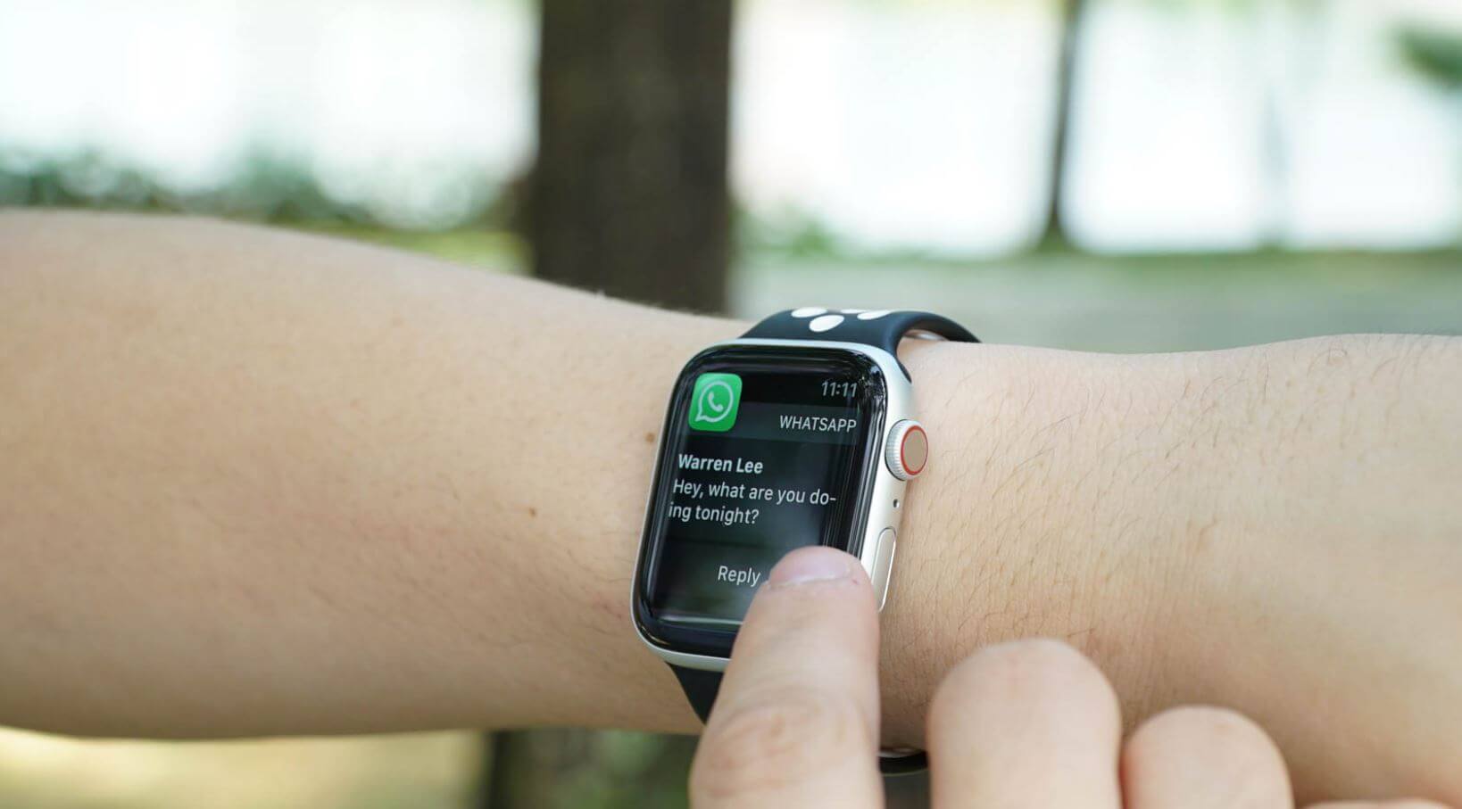 Как отвечать в WhatsApp с Apple Watch
