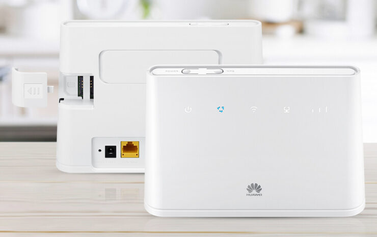 Роутер со слотом для SIM. Этот роутер может работать в том числе как LTE-модем. Фото.