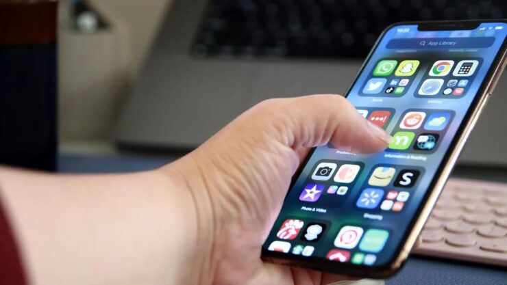 Часть нововведений будет доступна только на iPhone XS и новее. Фото.