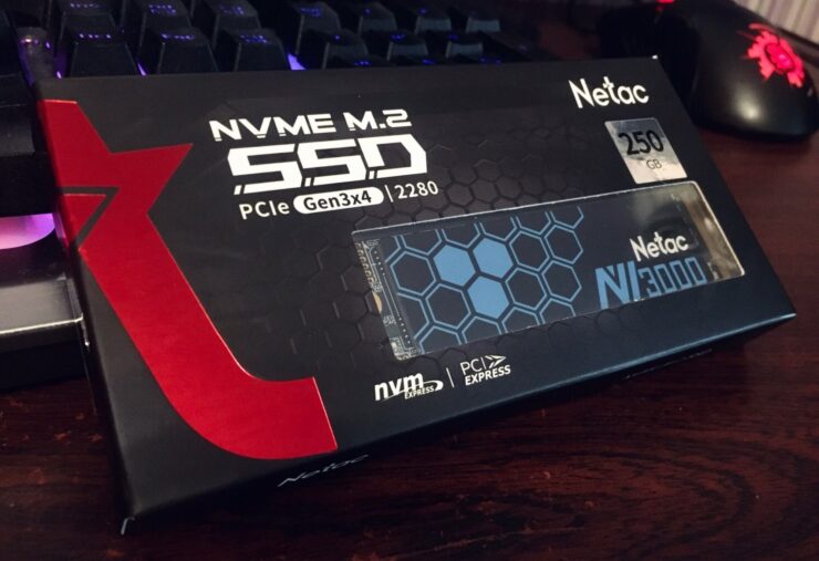 Накопители Netac представлены в разных форм-факторах. Фото.