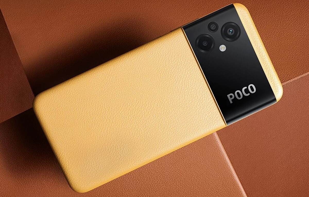 Даже не верится, что такой дешевый телефон может быть таким красивым. Фото.