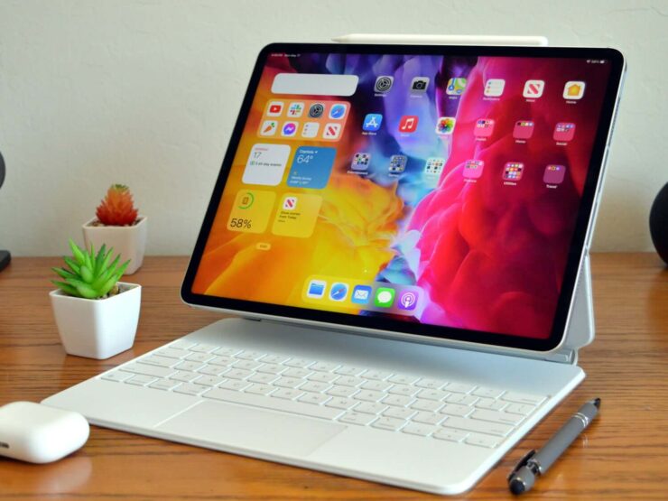 Запаса мощности iPad Pro M1 хватит еще не на один год. Фото.