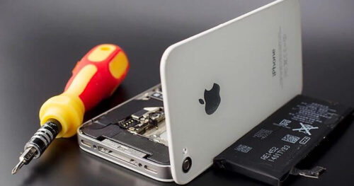 Почему нельзя просто поменять аккумулятор в iPhone. И что надо сделать ...