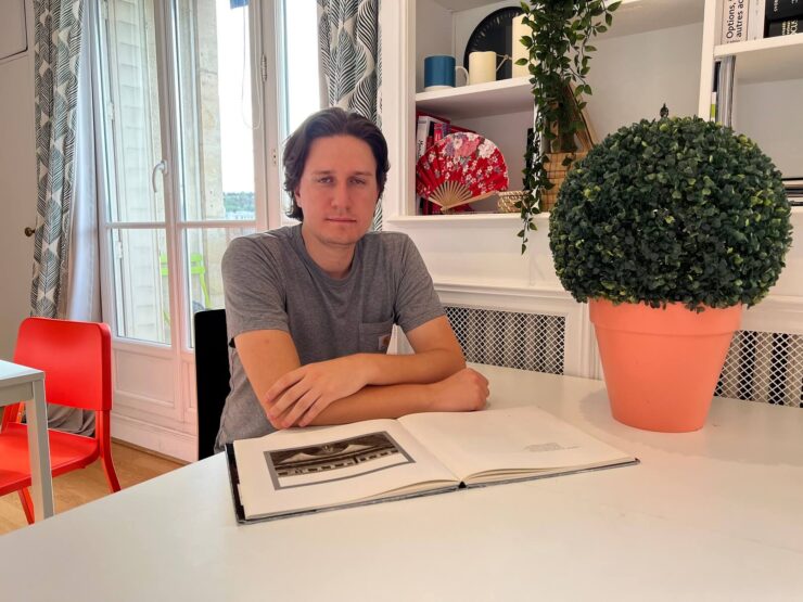 А вот iPhone 13 Pro Max снова краснит. Фото.