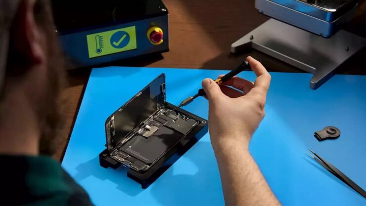 Гарантия на iPhone 14 в России. Ремонт iPhone 14 в российских АСЦ в принципе невозможен. Но в сторонних вам точно помогут. Гарантия на iPhone 14 в России. Ремонт iPhone 14 в российских АСЦ в принципе невозможен. Но в сторонних вам точно помогут. Фото.