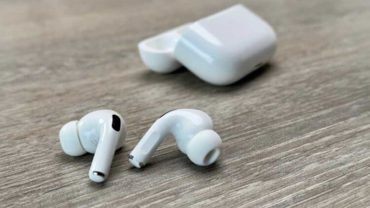 AirPods Pro полезнее, чем вы думаете. Они могут заменить недорогой слуховой аппарат. Фото.