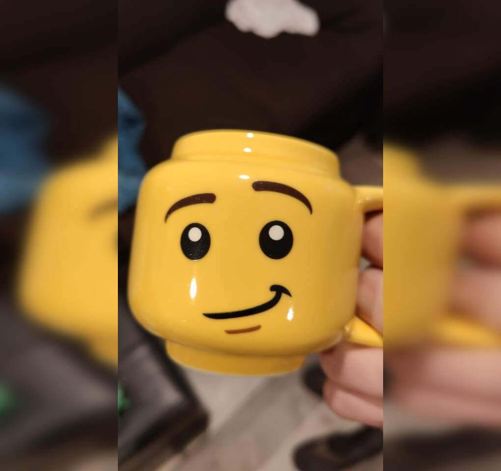 Прикольная кружка, которой найдется место на любой кухне. Фото.