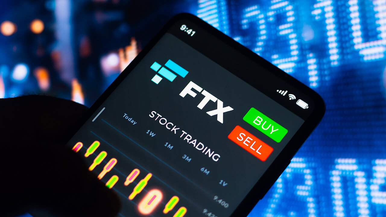 К созданию собственной криптобиржи Дурова подтолкнуло банкротство биржи FTX, где люди потеряли активы на миллионы долларов, а её создатель сбежал на Кипр. Фото.