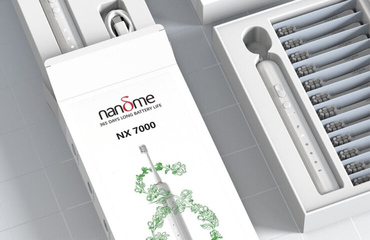 Как часто нужно менять зубную щетку. В комплекте с зубной щеткой идет 12 насадок. Фото.