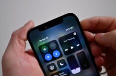 Стоит ли обновлять старый iPhone до iOS 16.2. Здесь вся правда. Фото.