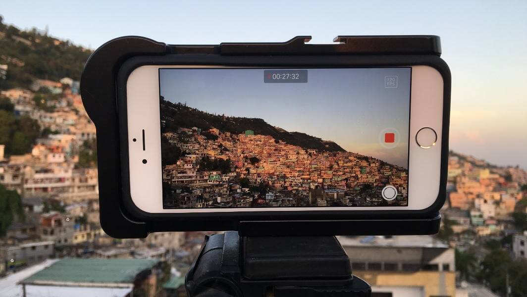 Снимать видео лучше на Айфон, а потом перекинуть его на другие устройства. Фото.