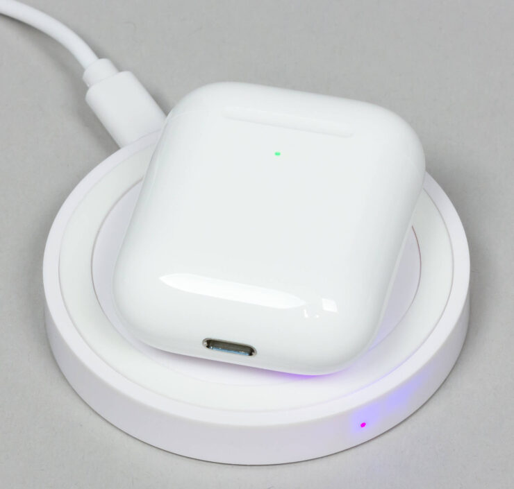 Возможно, для удешевления Apple уберет беспроводную зарядку. Фото.