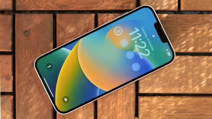 Продажи Apple в России. Производство iPhone 14 Plus вообще было приостановлено. Фото.