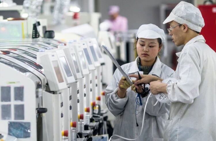 Apple вляпалась в Китай, а теперь не знает, как отмыться