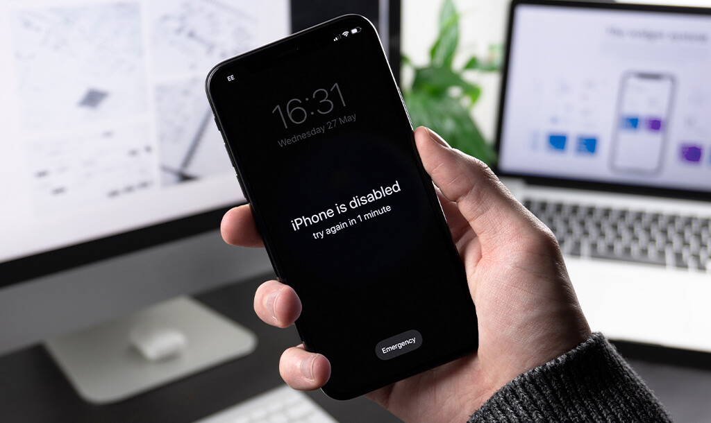 Говорят, что в России заблокируют Айфоны в 2023 году. Правда ли это? Фото.