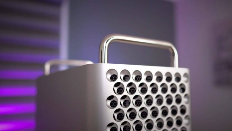 Самый мощный компьютер Apple. Старый корпус позволит оснастить Mac Pro более эффективной системой охлаждения. Самый мощный компьютер Apple. Старый корпус позволит оснастить Mac Pro более эффективной системой охлаждения. Фото.