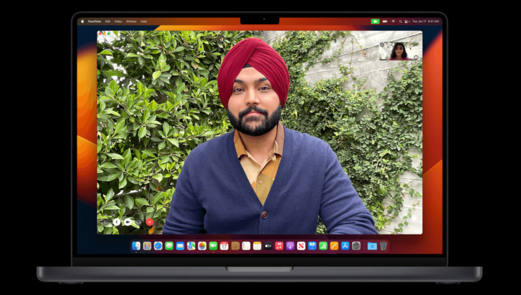 MacBook Pro 2023 — цена. К сожалению, вырез под камеру никуда не делся. MacBook Pro 2023 — цена. К сожалению, вырез под камеру никуда не делся. Фото.