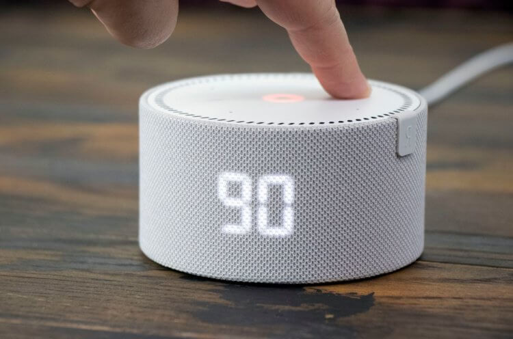 Яндекс Станция тупит и не слышит мой голос. Что делать. Фото.