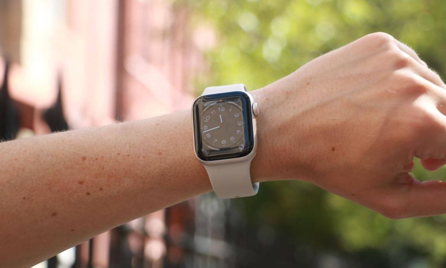 Что нового в Apple Watch SE 3. Apple Watch SE тоже ждет традиционное минорное обновление. Фото.