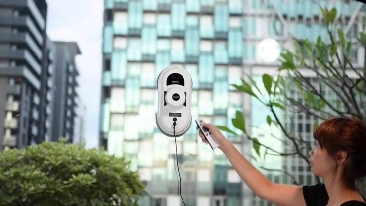 Робот-мойщик окон недорого. Робот-мойщик окон серьёзно облегчит вашу жизнь весной, когда придёт пора мыть окна. Фото.