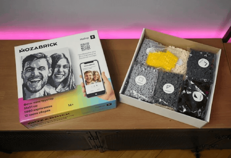 Бесконечный фото-конструктор из маленьких кубиков. Тут есть все, что нужно для сборки. Бесконечный фото-конструктор из маленьких кубиков. Тут есть все, что нужно для сборки. Фото.